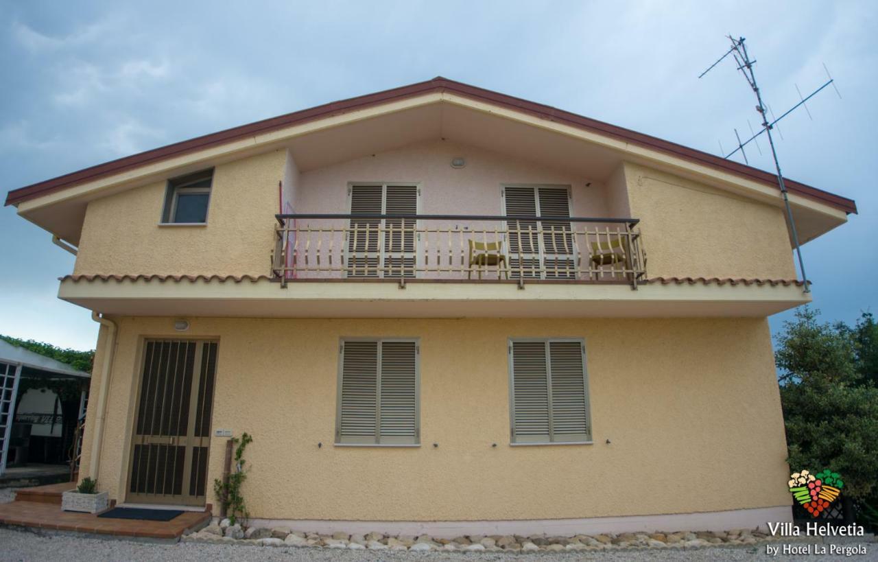 Villa Helvetia Corropoli Exterior foto